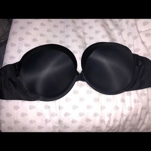 Black strapless bra, worn once. Size 36 D!